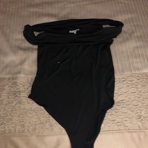 Black shirt open in the front